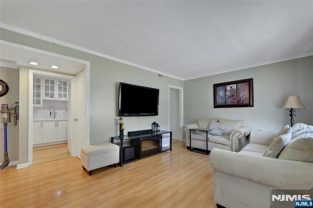 30 John Place