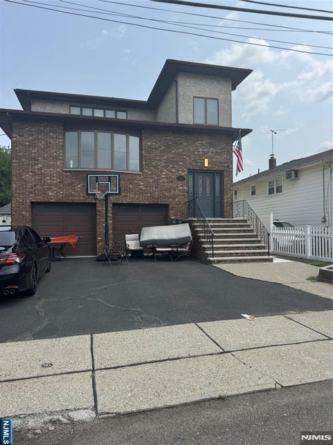 Photo of 44 Williams AVE, South Hackensack, NJ 07606 (MLS # 26035517)