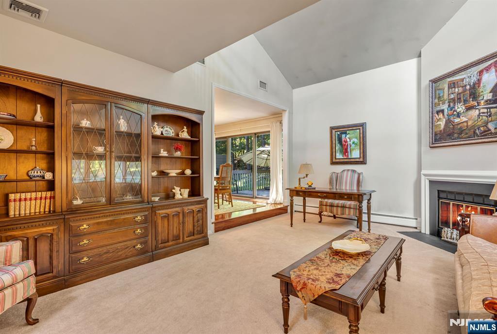 15 Bentley Drive