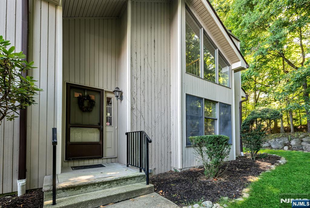 15 Bentley Drive