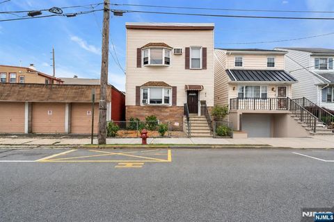 Photo of 152 Devon Terrace, Kearny, NJ 07032 (MLS # 26025127)