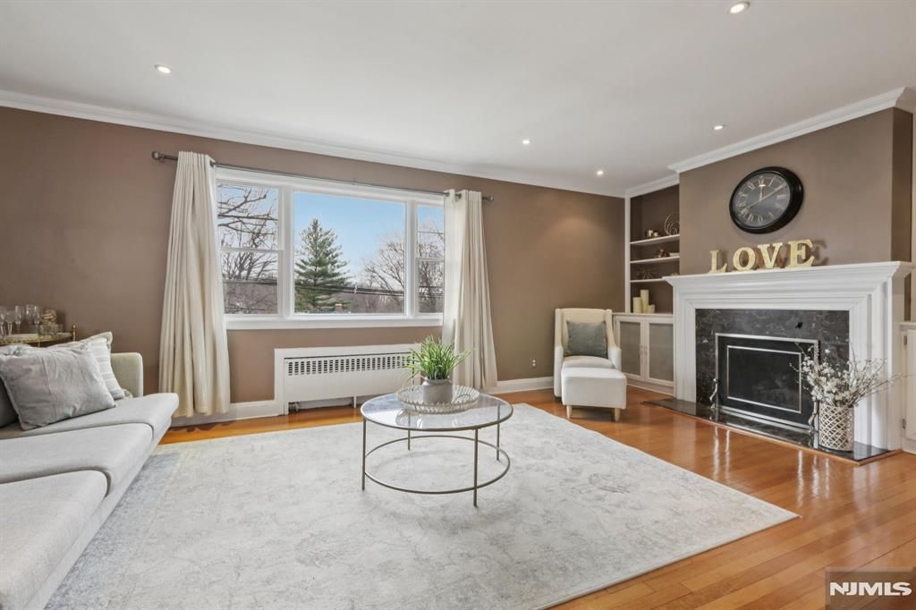 Photo of 64 Greenwood Avenue, West Orange, NJ 07052 (MLS # 26008544)