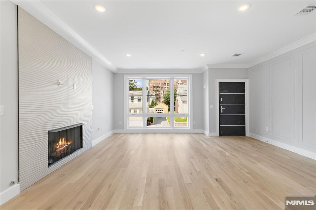 362 Lafayette Avenue A