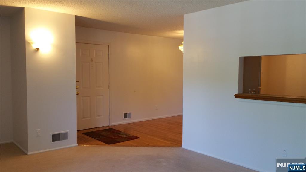 1138 Sycamore Lane