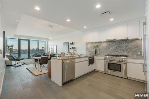 320 Adolphus Avenue 916 Cliffside Park NJ 07010