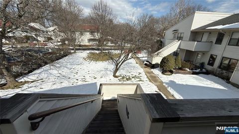 24 Coriander Way Englewood NJ 07631