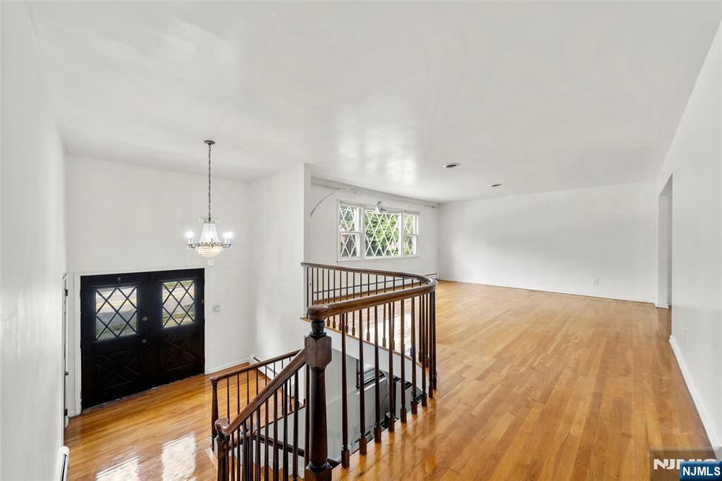 812 Ridgewood Avenue