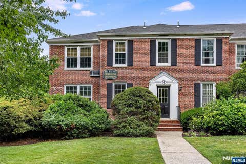 Photo of 101 Gates Avenue #B4, Montclair, NJ 07042 (MLS # 26032019)