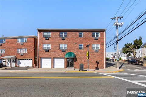 Photo of 191 Palisade Avenue #2C, Cliffside Park, NJ 07010 (MLS # 26040857)