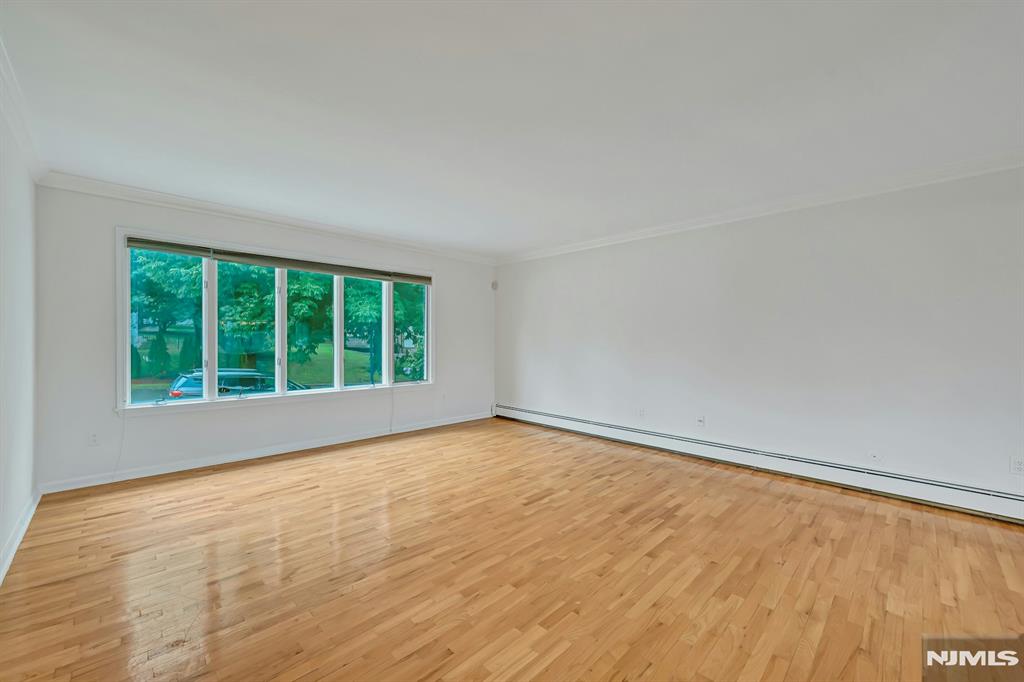 141 Middlesex Avenue