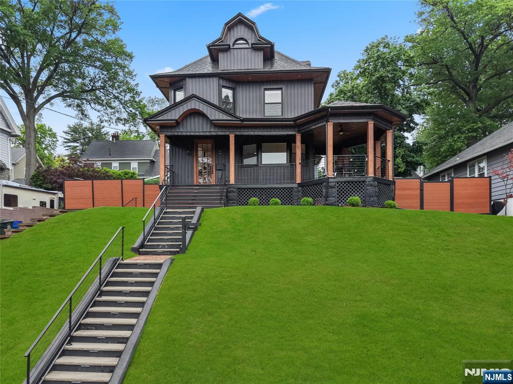 187 Hillside Avenue