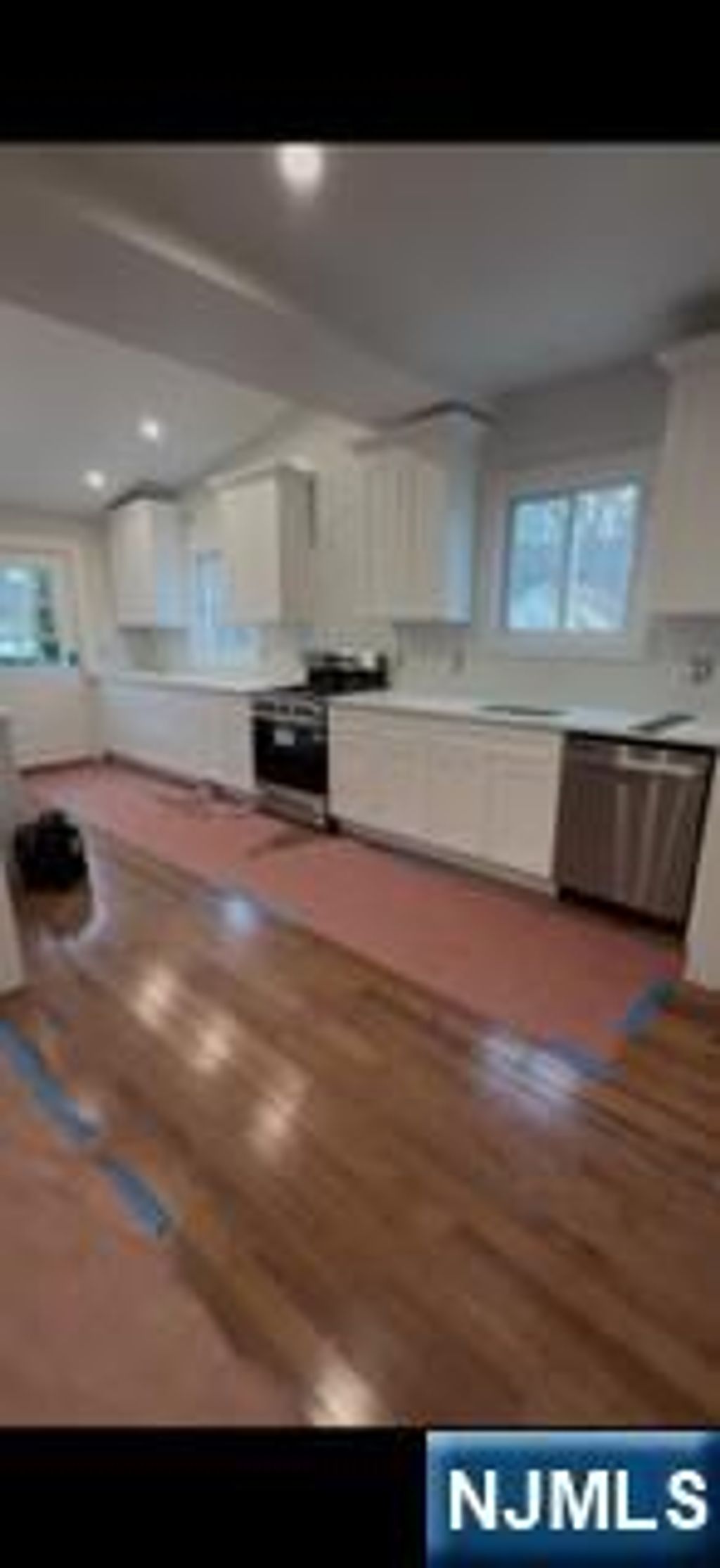 Photo of 648 9th Street, Carlstadt, NJ 07072 (MLS # 26002899)