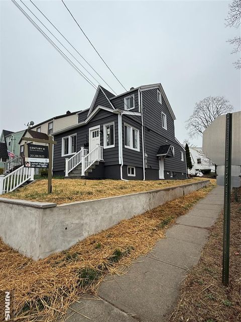 648 9th Street Carlstadt NJ 07072