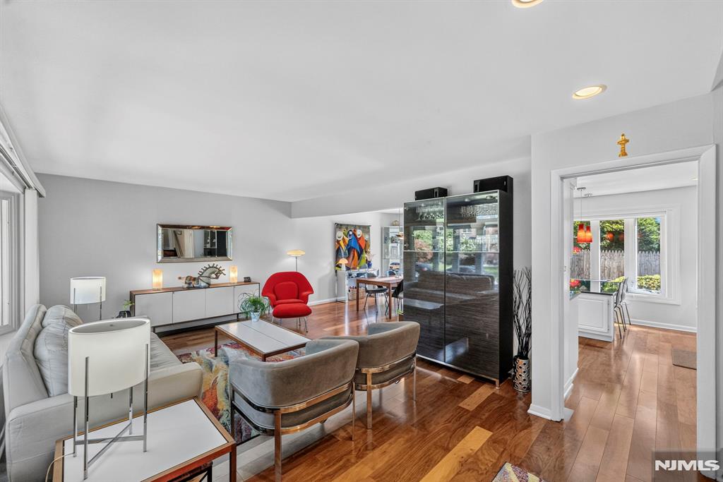 4 Kenyon Court