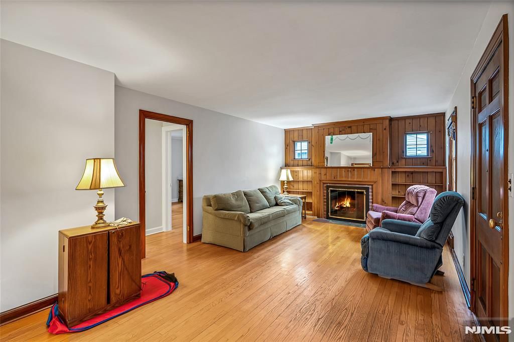 Photo of 14 Porter Avenue, Tenafly, NJ 07670 (MLS # 25041783)