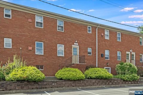 1132 Valley Road Wayne NJ 07470