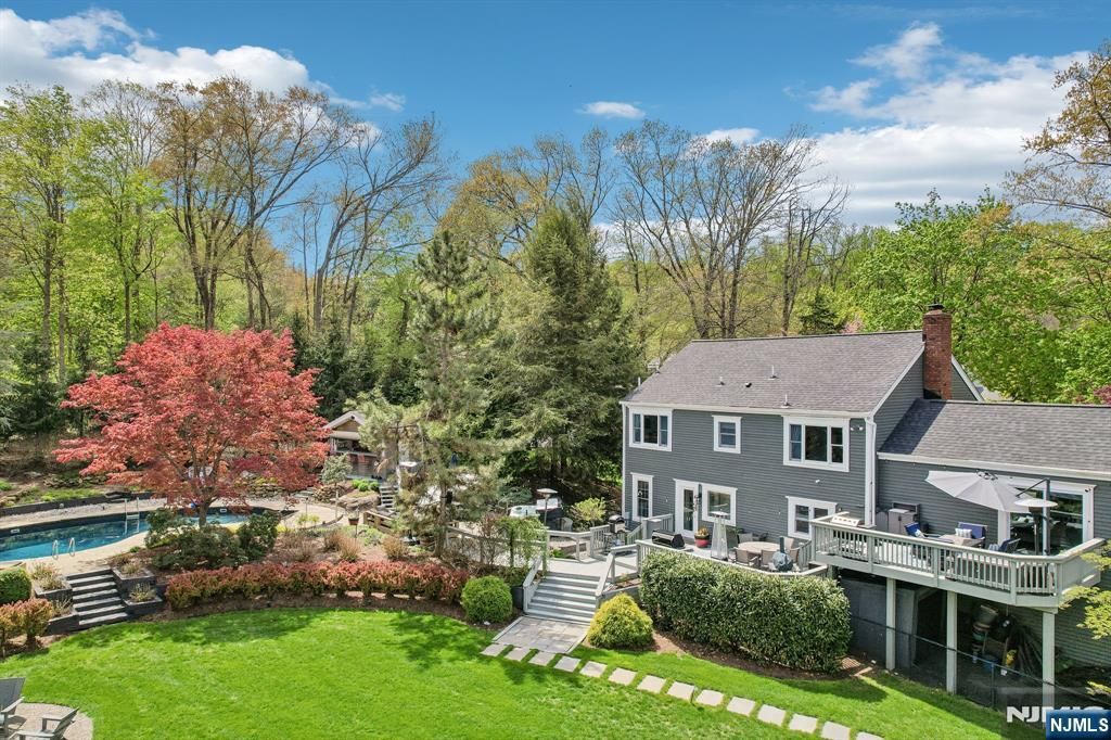 Photo of 52 Stonefence Road, Oakland, NJ 07436 (MLS # 26012509)