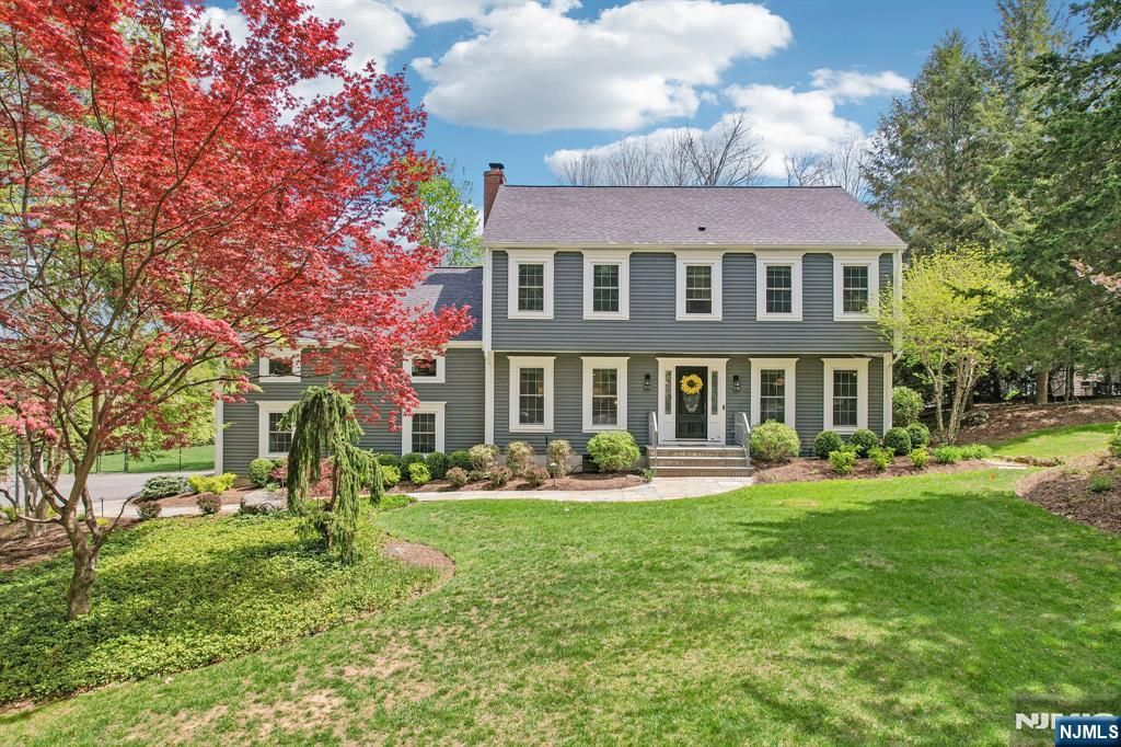 Photo of 52 Stonefence Road, Oakland, NJ 07436 (MLS # 26012509)