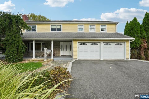 Photo of 33 Randolph ST, Park Ridge, NJ 07656 (MLS # 26034081)