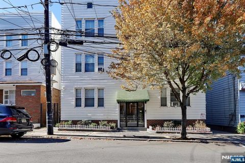 Photo of 91 Terhune Avenue, Jersey City, NJ 07305 (MLS # 25042724)