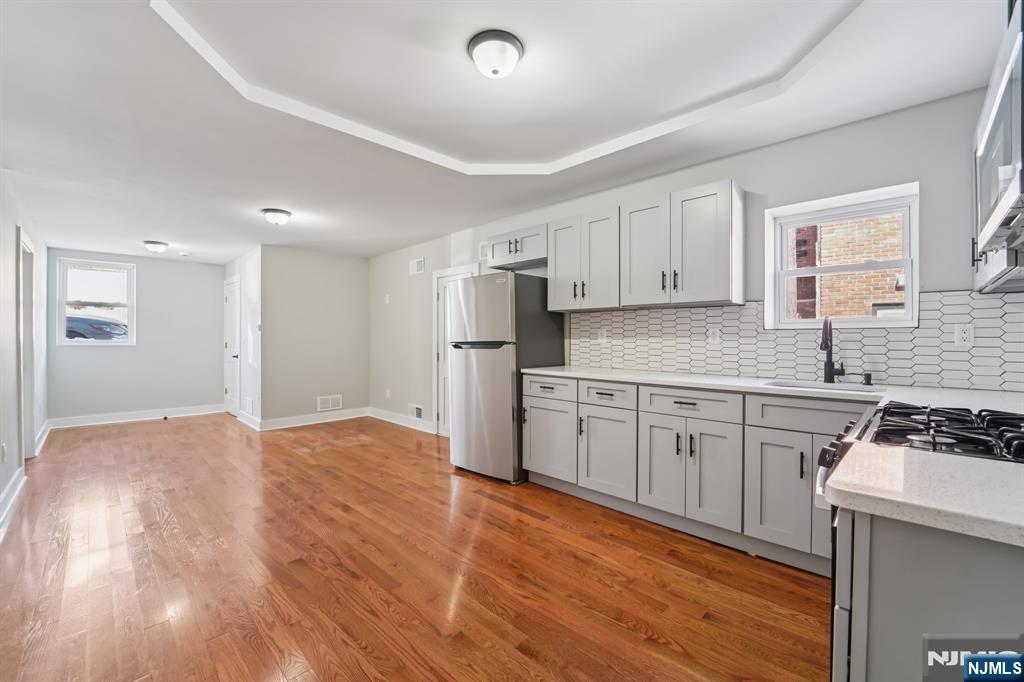 216 Corabelle Avenue