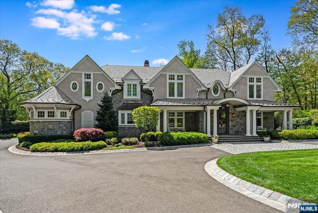 Photo of 555 Miller Court, Wyckoff, NJ 07481 (MLS # 26016259)