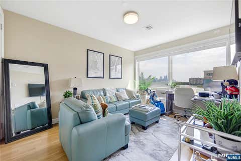 Photo of 15 Somerset #514, Edgewater, NJ 07020 (MLS # 26017436)