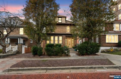 Photo of 25 75th Street, North Bergen, NJ 07047 (MLS # 25041194)