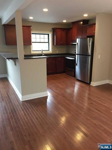 Photo of 648 Godwin Ave #3, Midland Park, NJ 07432 (MLS # 26001475)