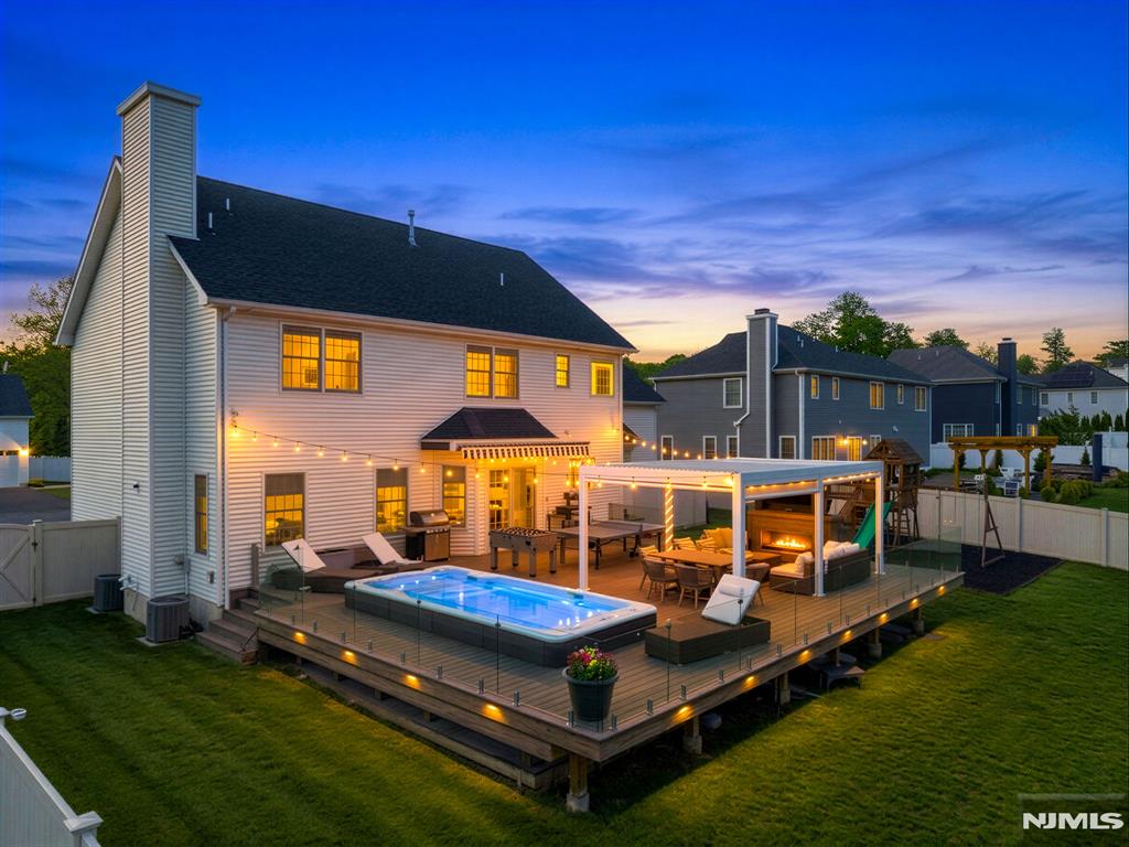 72 Colonial Woods Drive