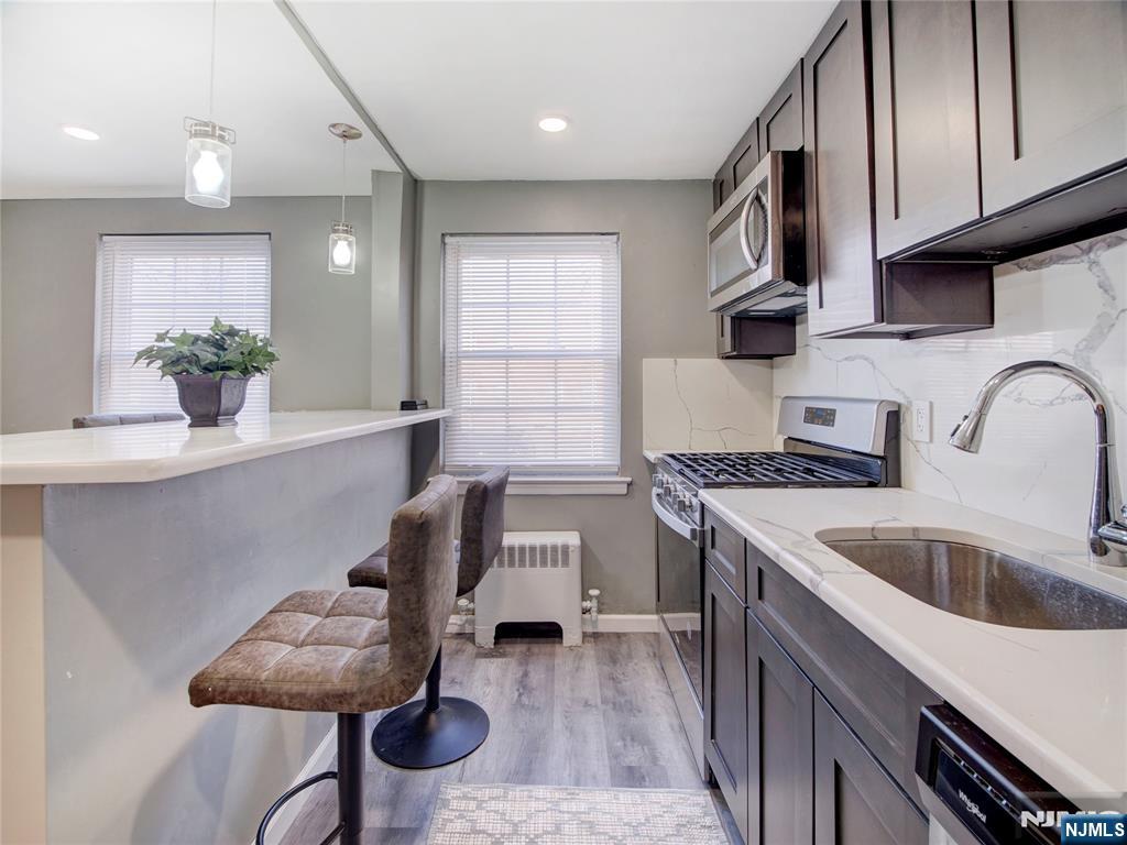 Homes for Sale in Northern NJ | ThisIsRiverEdge.com 57 Clark Court 57