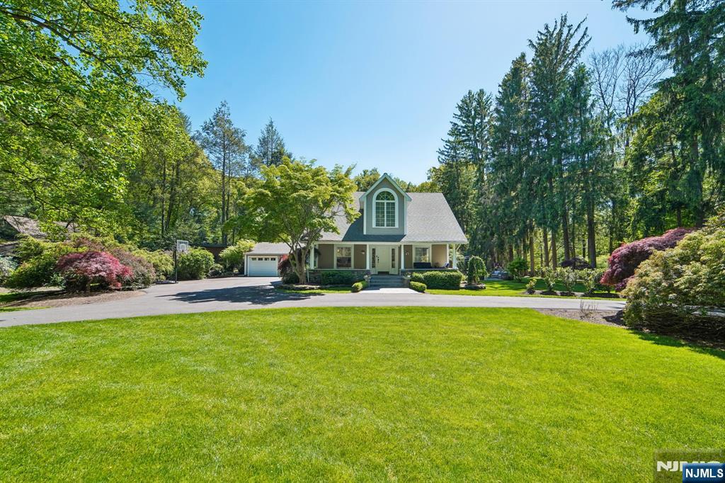 42 Hillside Avenue