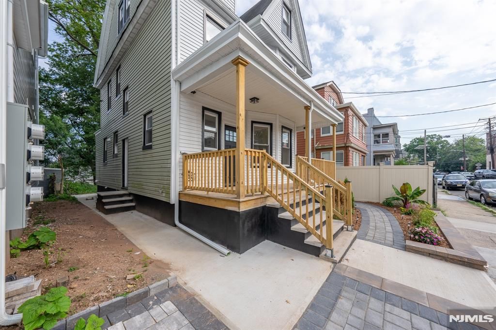 Photo of 32 Palm Street, Newark, NJ 07106 (MLS # 26008343)