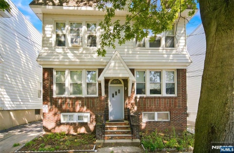 Photo of 507 Beardsley Ave, Bloomfield, NJ 07003 (MLS # 26035178)