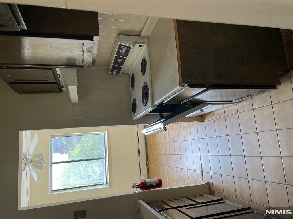 159 Franklin Street 27