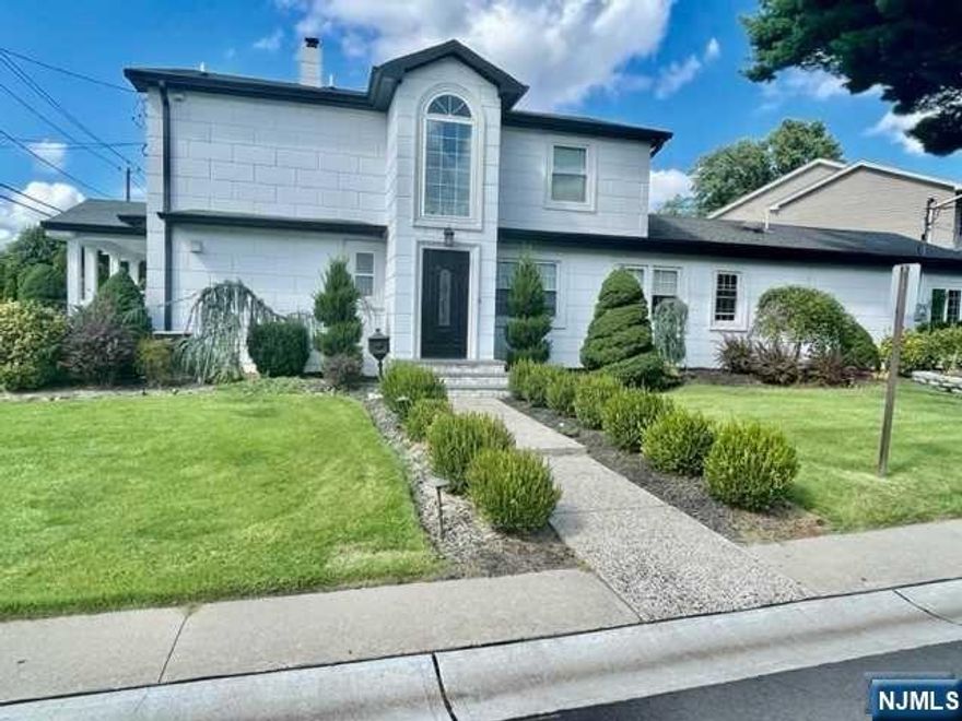 Beautiful Luxurious ,Duplex with bonus apartment (15 Caruth Ave ).Main floor offer Kitchen upgraded custom cabinetry & appliances .Large central Island ,granite countertops & ceramic tile ,hardwood floors ,open dining and living space three full size bedrooms .finished basement offer ,wine cellar walk in closed ,office ,full bath laundry hook ups for the main floor . large back yard professionally landscaped ,large driveway. 2 Nd floor offers hree bedrooms all updated ..!5 Caruth two bedrooms living space kit all updated .quiet street, near to schools ,park ,shopping , transportation ,major high ways ...