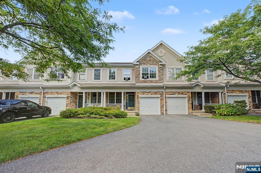 214 Levinberg Lane