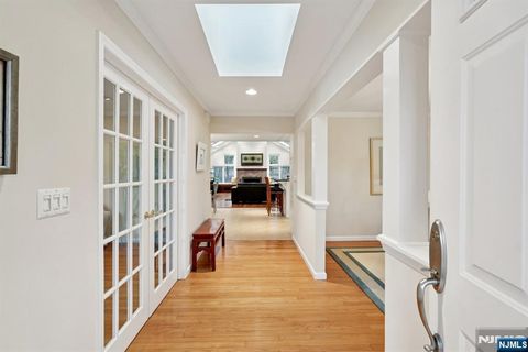 27 Oak Place Caldwell NJ 07006