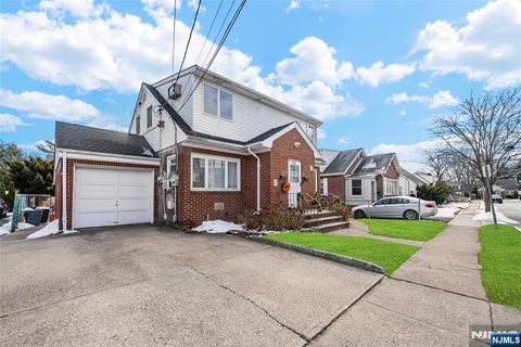 Photo of 480 Davison St, Maywood, NJ 07607 (MLS # 26000342)