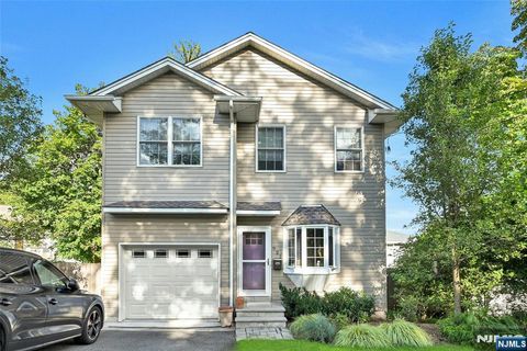 Photo of 921 Broadway, Norwood, NJ 07648 (MLS # 26011070)