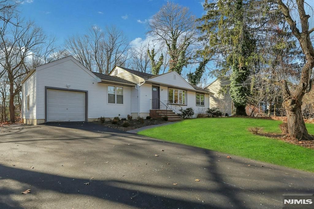 Photo of 745 Washington Avenue, Twp of Washington, NJ 07676 (MLS # 25042861)