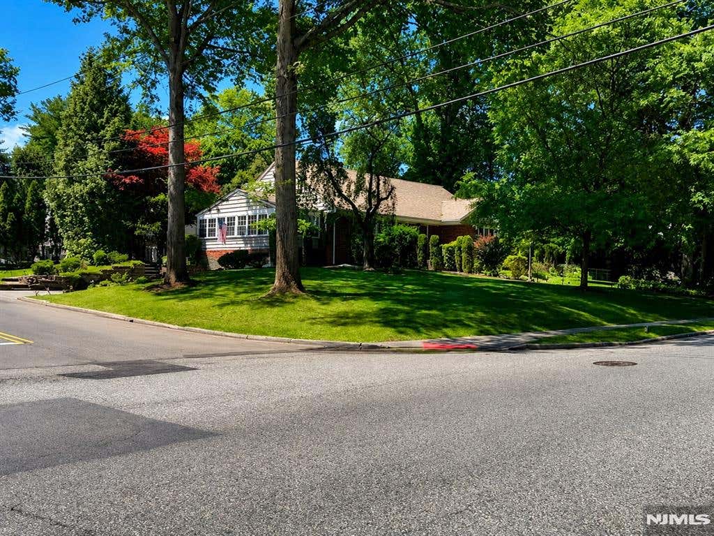 Photo of 72 Foster Road, Tenafly, NJ 07670 (MLS # 26026047)