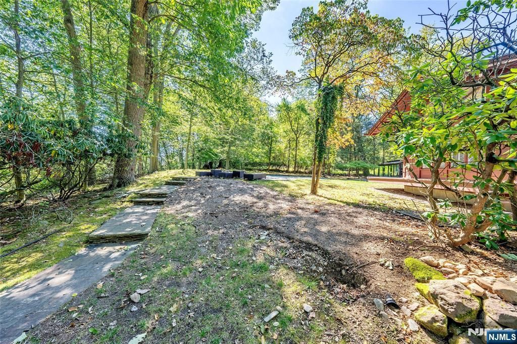 Photo of 5 Carnot Avenue, Woodcliff Lake, NJ 07677 (MLS # 26000866)