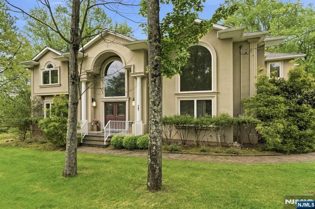 Photo of 767 Orangeburgh Road, River Vale, NJ 07675 (MLS # 26017941)