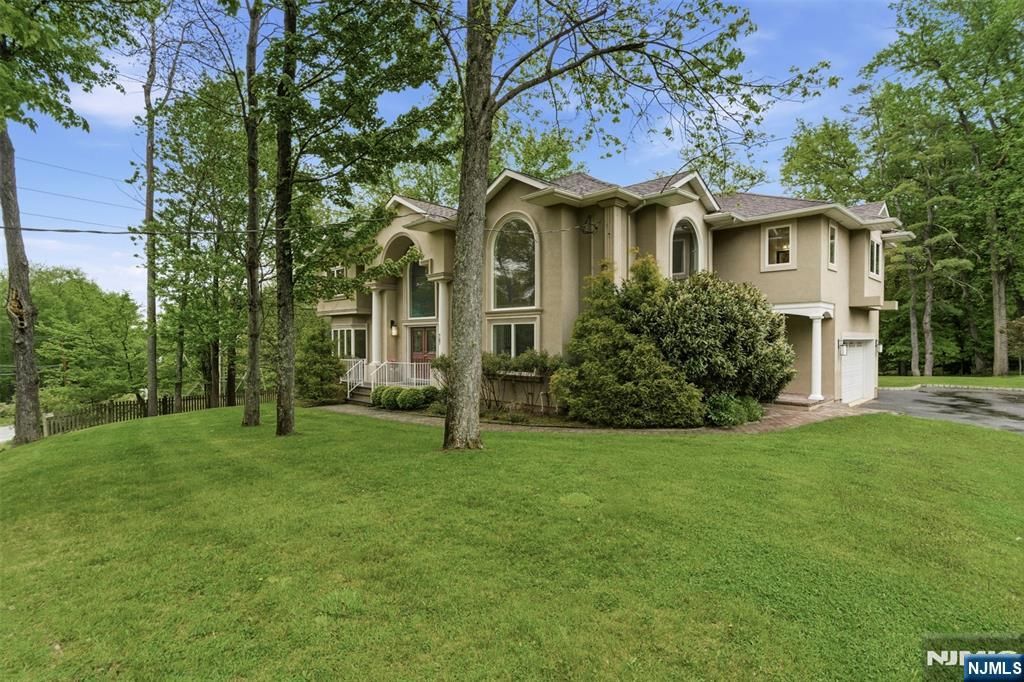 Photo of 767 Orangeburgh Road, River Vale, NJ 07675 (MLS # 26017941)