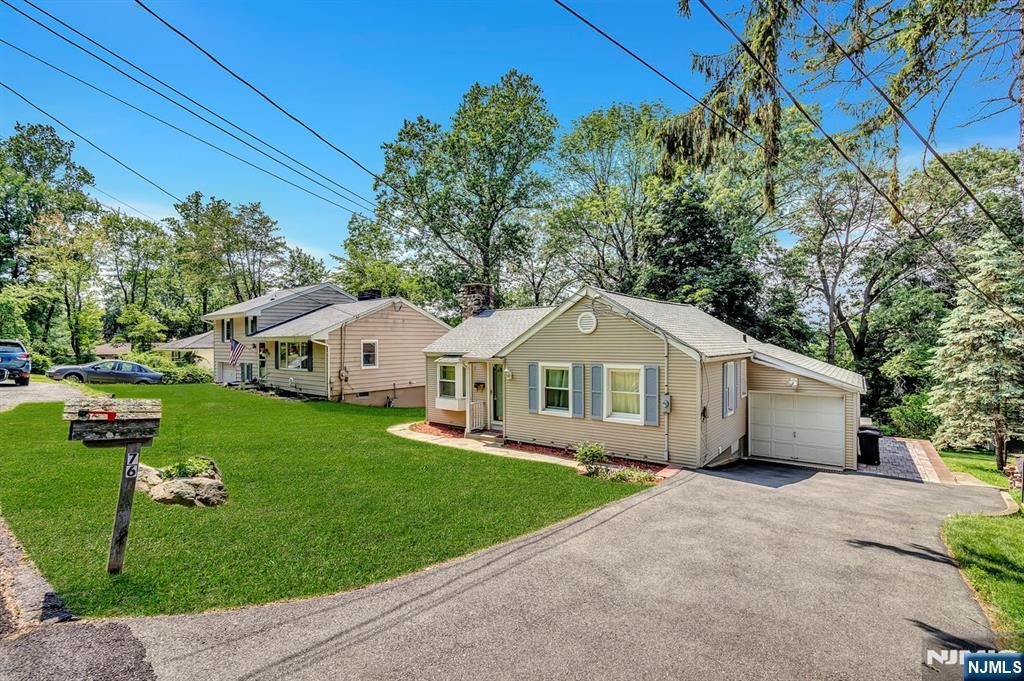 76 Hillside Road
