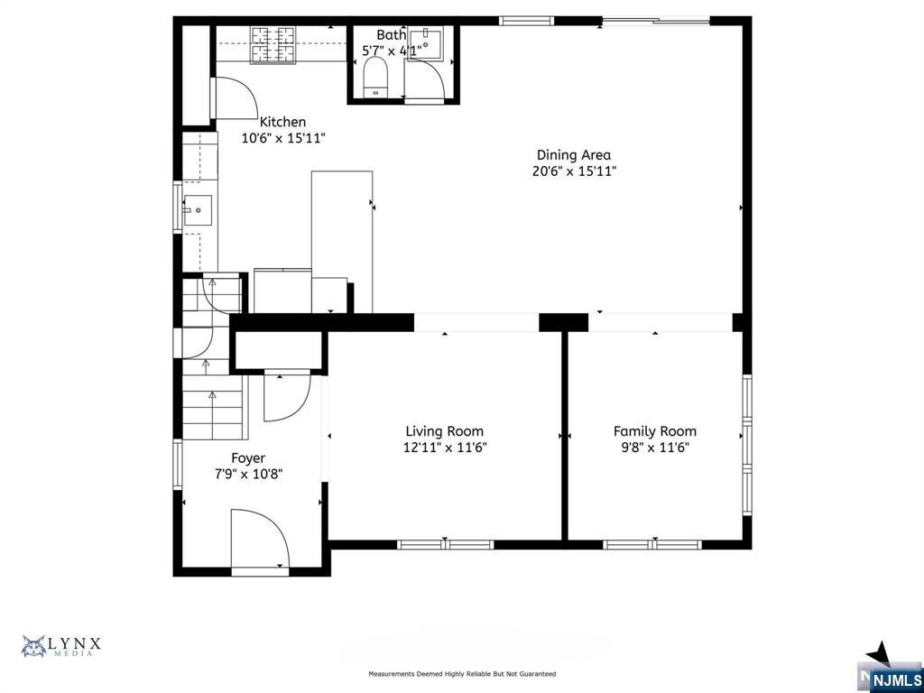 Main image without alt text