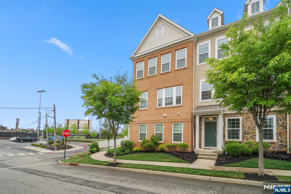 4 Marshall Lane
