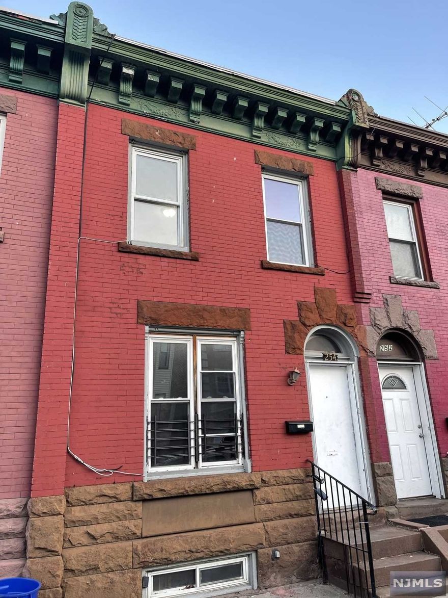 Recently renovated and well-kept property in desirable East Orange. Great for owner-occupants or investors. This home is turn-key with low maintenance. Featuring a spacious unit, gorgeous tiled tub surround, and parquet floors. Finished basement. Unit was recently painted. This is a great property that was well maintained and is now ready for new owner! This property qualifies for a Chase Homebuyer Grant of up to $5,000 that can be used to reduce the cost of your Chase mortgage or down payment. For more information contact, Michael Hudak, NMLS# 598480 at michael.x.hudak@chase.com