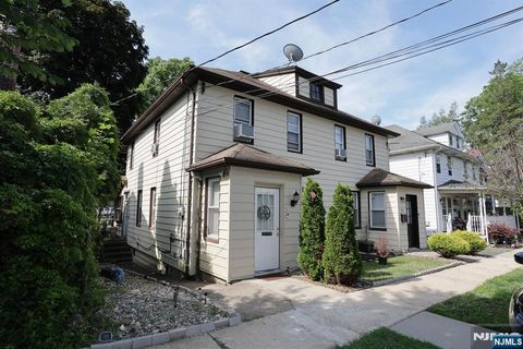 Photo of 150 Pleasant AVE, Englewood, NJ 07631 (MLS # 26025033)